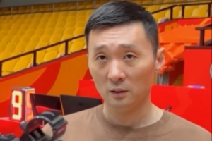 开云体育下载-刘炜:赵睿膝盖和跟腱出了一些问题 需要康复一段时间